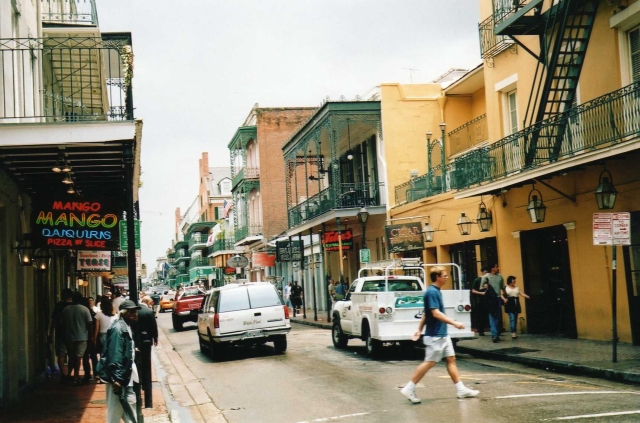 img025.jpg