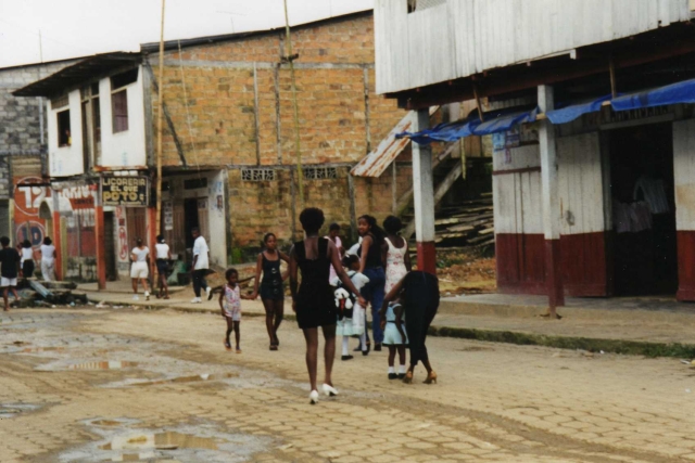 img030.jpg