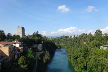 Bezoek Crespi d'Adda vanuit Trezzo sull'Adda in Lombardije
